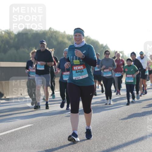 03.10.2025 - Köhlbrandbrückenlauf Jannik Wohlers http://msf.ph/oto/9062340 03.10.2025 09:23:34 Position 3 2829, 1700 meine-sportfotos.de