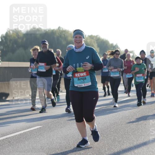 03.10.2025 - Köhlbrandbrückenlauf Jannik Wohlers http://msf.ph/oto/9062352 03.10.2025 09:23:34 Position 3 2829, 202, 1700 meine-sportfotos.de