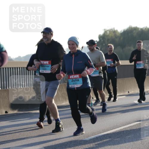 03.10.2025 - Köhlbrandbrückenlauf Jannik Wohlers http://msf.ph/oto/9062367 03.10.2025 09:23:37 Position 3 1929, 2101, 2899 meine-sportfotos.de