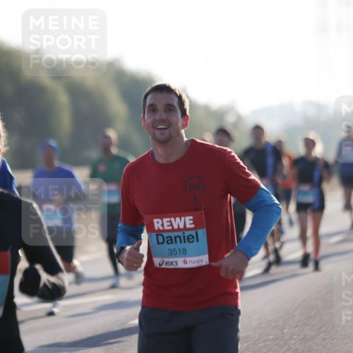 03.10.2025 - Köhlbrandbrückenlauf Jannik Wohlers http://msf.ph/oto/9062381 03.10.2025 09:15:33 Position 3 1208, 3518 meine-sportfotos.de