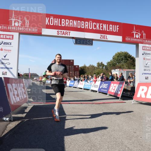 03.10.2025 - Köhlbrandbrückenlauf Lena Gebhardt http://msf.ph/oto/9062418 03.10.2025 13:11:59 Ziel 4100, 4101, 4176, 4685, 5097, 5396, 5426, 5856, 5910, 5911, 5927, 6033, 6048, 6049, 6184, 6763, 6796 meine-sportfotos.de