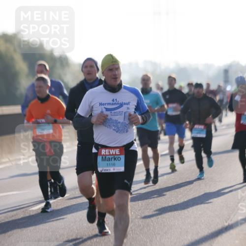 03.10.2025 - Köhlbrandbrückenlauf Jannik Wohlers http://msf.ph/oto/9062481 03.10.2025 09:15:40 Position 3 41, 1116 meine-sportfotos.de