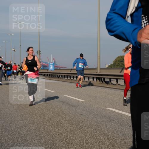03.10.2025 - Köhlbrandbrückenlauf Fabian Wolf http://msf.ph/oto/9062495 03.10.2025 10:06:16 Position 3 3113, 3, 2 meine-sportfotos.de