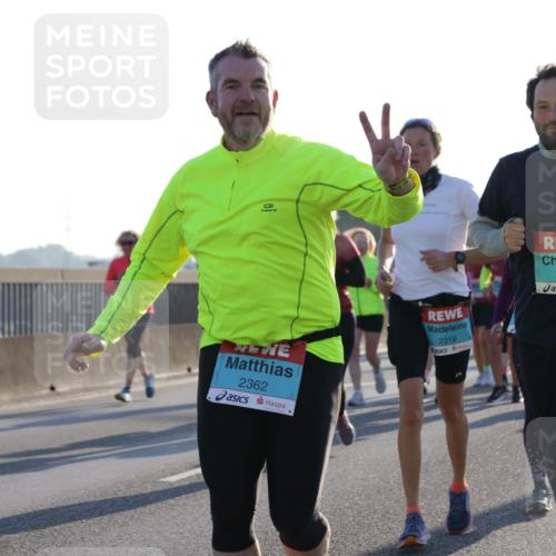 03.10.2025 - Köhlbrandbrückenlauf Jannik Wohlers http://msf.ph/oto/9062549 03.10.2025 09:23:41 Position 3 2362, 2319, 3669 meine-sportfotos.de