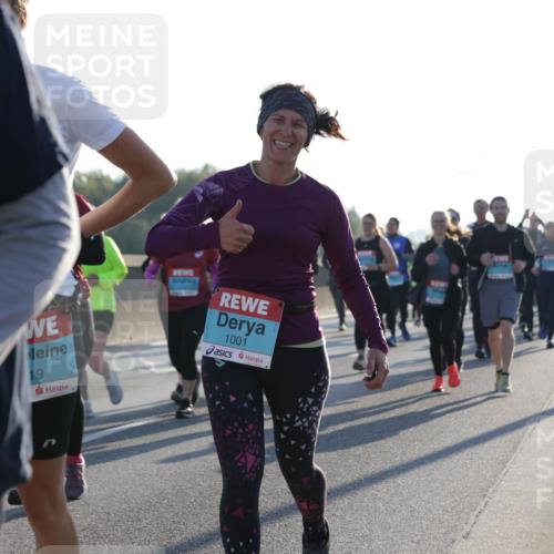 03.10.2025 - Köhlbrandbrückenlauf Jannik Wohlers http://msf.ph/oto/9062579 03.10.2025 09:23:43 Position 3 19, 1001 meine-sportfotos.de