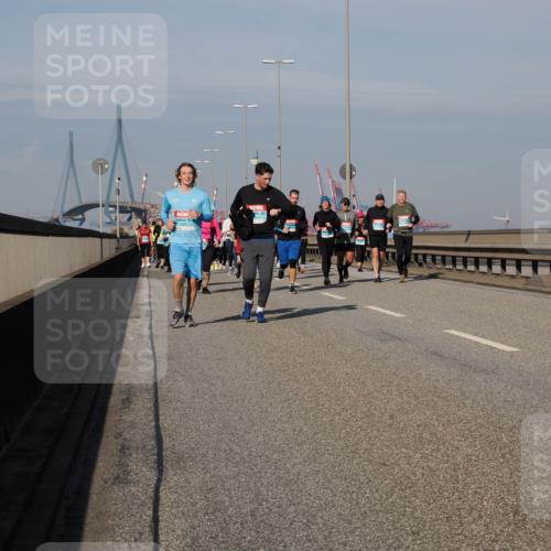 03.10.2025 - Köhlbrandbrückenlauf Fabian Wolf http://msf.ph/oto/9062625 03.10.2025 10:06:20 Position 3  meine-sportfotos.de