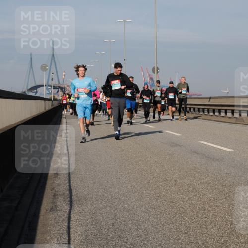 03.10.2025 - Köhlbrandbrückenlauf Fabian Wolf http://msf.ph/oto/9062633 03.10.2025 10:06:20 Position 3  meine-sportfotos.de