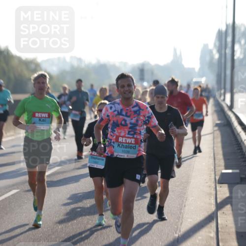 03.10.2025 - Köhlbrandbrückenlauf Jannik Wohlers http://msf.ph/oto/9062779 03.10.2025 09:15:52 Position 3 1080, 1092, 1039 meine-sportfotos.de