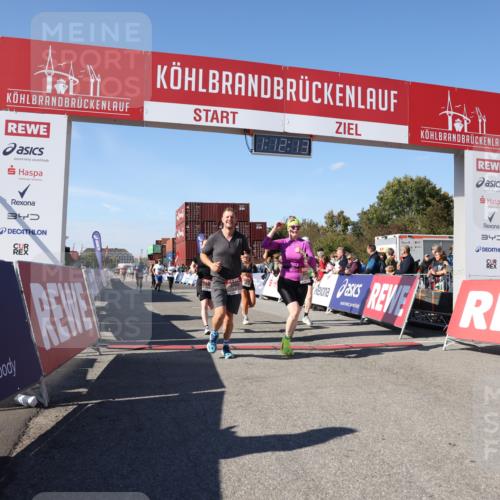 03.10.2025 - Köhlbrandbrückenlauf Lena Gebhardt http://msf.ph/oto/9062787 03.10.2025 13:12:13 Ziel 4176, 4305, 4369, 4468, 4470, 4474, 4656, 5644, 5856, 5927, 6098, 6121, 6184, 6185, 6565, 6566 meine-sportfotos.de