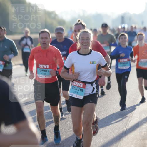 03.10.2025 - Köhlbrandbrückenlauf Jannik Wohlers http://msf.ph/oto/9062832 03.10.2025 09:15:56 Position 3 1165, 3341 meine-sportfotos.de