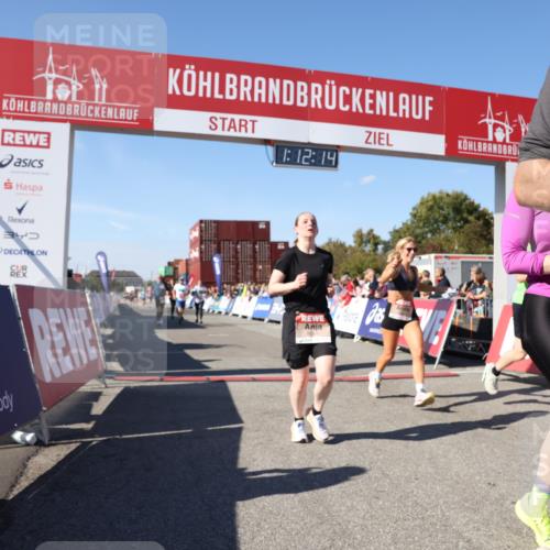 03.10.2025 - Köhlbrandbrückenlauf Lena Gebhardt http://msf.ph/oto/9062842 03.10.2025 13:12:15 Ziel 4176, 4266, 4305, 4369, 4468, 4470, 4474, 4656, 5062, 5644, 6098, 6121, 6185, 6565, 6566 meine-sportfotos.de