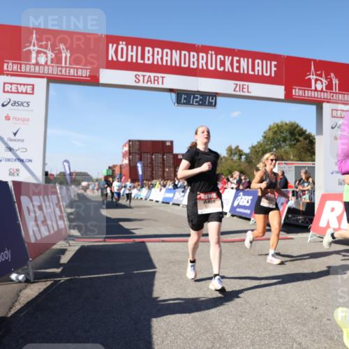 03.10.2025 - Köhlbrandbrückenlauf Lena Gebhardt http://msf.ph/oto/9062856 03.10.2025 13:12:15 Ziel 4176, 4266, 4305, 4369, 4468, 4470, 4474, 4656, 5062, 5644, 6098, 6121, 6185, 6565, 6566 meine-sportfotos.de