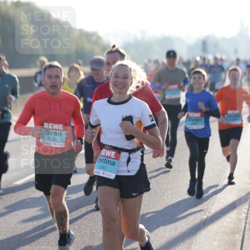 03.10.2025 - Köhlbrandbrückenlauf Jannik Wohlers http://msf.ph/oto/9062860 03.10.2025 09:15:56 Position 3 1165, 3341 meine-sportfotos.de