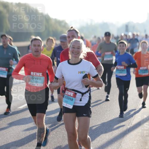 03.10.2025 - Köhlbrandbrückenlauf Jannik Wohlers http://msf.ph/oto/9062864 03.10.2025 09:15:56 Position 3 1165, 3341, 183 meine-sportfotos.de