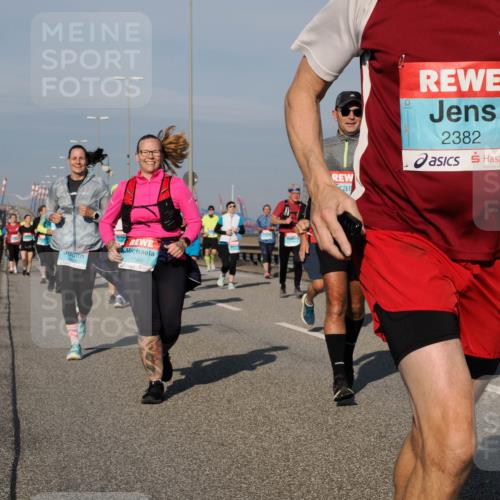 03.10.2025 - Köhlbrandbrückenlauf Fabian Wolf http://msf.ph/oto/9062888 03.10.2025 10:06:28 Position 3 1509, 2382 meine-sportfotos.de