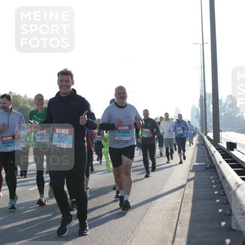 03.10.2025 - Köhlbrandbrückenlauf Jannik Wohlers http://msf.ph/oto/9062892 03.10.2025 09:23:50 Position 3 2624, 1704 meine-sportfotos.de