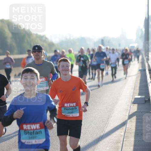 03.10.2025 - Köhlbrandbrückenlauf Jannik Wohlers http://msf.ph/oto/9062951 03.10.2025 09:15:59 Position 3 1242, 1245, 3497, 3496 meine-sportfotos.de