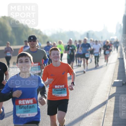 03.10.2025 - Köhlbrandbrückenlauf Jannik Wohlers http://msf.ph/oto/9062955 03.10.2025 09:15:59 Position 3 1245, 1242, 3497, 3496 meine-sportfotos.de