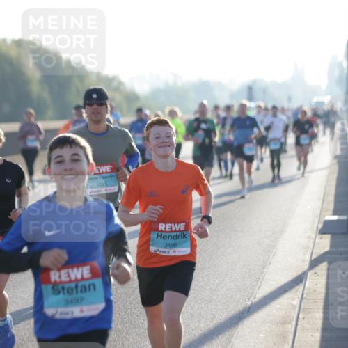 03.10.2025 - Köhlbrandbrückenlauf Jannik Wohlers http://msf.ph/oto/9062959 03.10.2025 09:15:59 Position 3 1242, 1245, 3497, 3496 meine-sportfotos.de