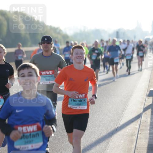 03.10.2025 - Köhlbrandbrückenlauf Jannik Wohlers http://msf.ph/oto/9062966 03.10.2025 09:15:59 Position 3 1242, 5497, 1245, 3496 meine-sportfotos.de