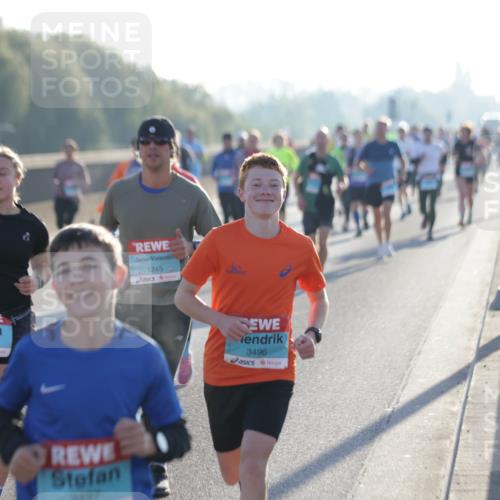 03.10.2025 - Köhlbrandbrückenlauf Jannik Wohlers http://msf.ph/oto/9062969 03.10.2025 09:15:59 Position 3 1242, 5497, 1245, 3496 meine-sportfotos.de