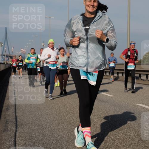 03.10.2025 - Köhlbrandbrückenlauf Fabian Wolf http://msf.ph/oto/9062975 03.10.2025 10:06:31 Position 3  meine-sportfotos.de