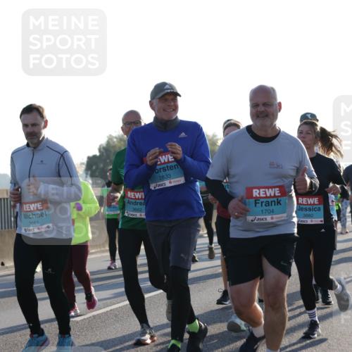 03.10.2025 - Köhlbrandbrückenlauf Jannik Wohlers http://msf.ph/oto/9062986 03.10.2025 09:23:51 Position 3 3662, 2633, 3661, 1704, 3660 meine-sportfotos.de