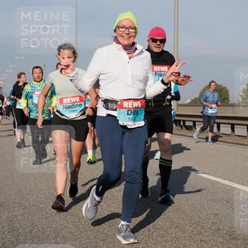 03.10.2025 - Köhlbrandbrückenlauf Fabian Wolf http://msf.ph/oto/9063058 03.10.2025 10:06:34 Position 3 2083, 1847 meine-sportfotos.de