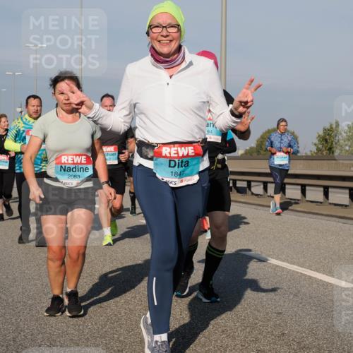 03.10.2025 - Köhlbrandbrückenlauf Fabian Wolf http://msf.ph/oto/9063065 03.10.2025 10:06:34 Position 3 2083, 48, 1847, 94 meine-sportfotos.de