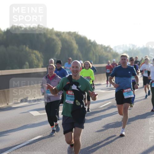 03.10.2025 - Köhlbrandbrückenlauf Jannik Wohlers http://msf.ph/oto/9063094 03.10.2025 09:16:03 Position 3 3073, 1357 meine-sportfotos.de