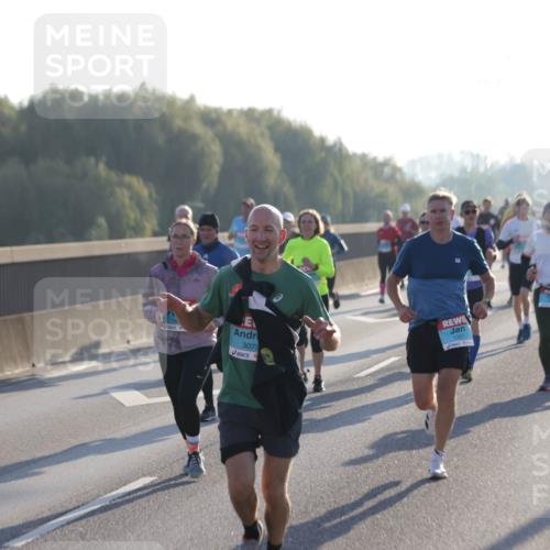 03.10.2025 - Köhlbrandbrückenlauf Jannik Wohlers http://msf.ph/oto/9063099 03.10.2025 09:16:03 Position 3 3073, 1357 meine-sportfotos.de