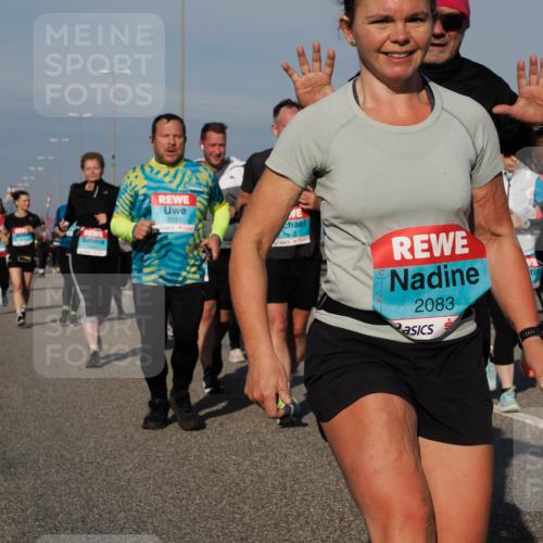 03.10.2025 - Köhlbrandbrückenlauf Fabian Wolf http://msf.ph/oto/9063110 03.10.2025 10:06:35 Position 3 2251, 19, 8, 2083, 3199 meine-sportfotos.de