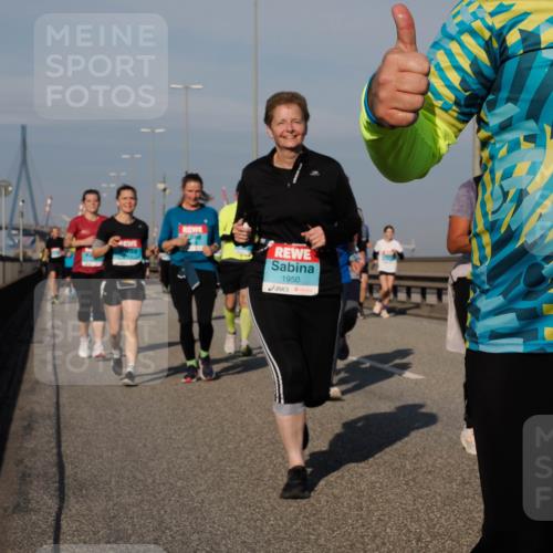 03.10.2025 - Köhlbrandbrückenlauf Fabian Wolf http://msf.ph/oto/9063171 03.10.2025 10:06:38 Position 3 1950 meine-sportfotos.de