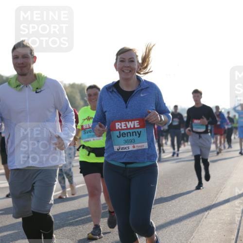 03.10.2025 - Köhlbrandbrückenlauf Jannik Wohlers http://msf.ph/oto/9063185 03.10.2025 09:23:57 Position 3 2741, 2738, 3693 meine-sportfotos.de