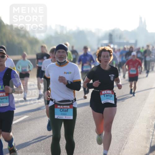 03.10.2025 - Köhlbrandbrückenlauf Jannik Wohlers http://msf.ph/oto/9063186 03.10.2025 09:16:06 Position 3 1415, 3344, 1412 meine-sportfotos.de