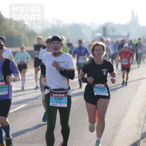 03.10.2025 - Köhlbrandbrückenlauf Jannik Wohlers http://msf.ph/oto/9063192 03.10.2025 09:16:06 Position 3 2822, 1415, 3344, 1412 meine-sportfotos.de