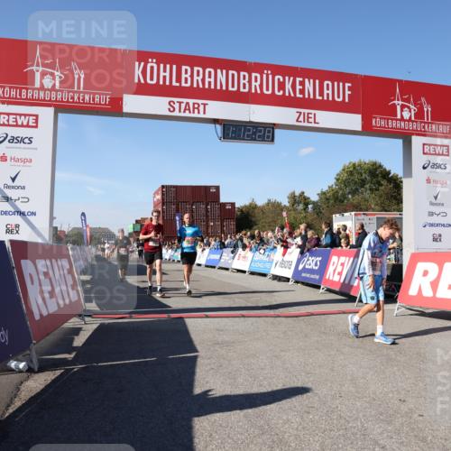 03.10.2025 - Köhlbrandbrückenlauf Lena Gebhardt http://msf.ph/oto/9063209 03.10.2025 13:12:29 Ziel 4189, 4266, 4638, 4700, 4745, 4864, 4873, 4908, 4973, 5062 meine-sportfotos.de