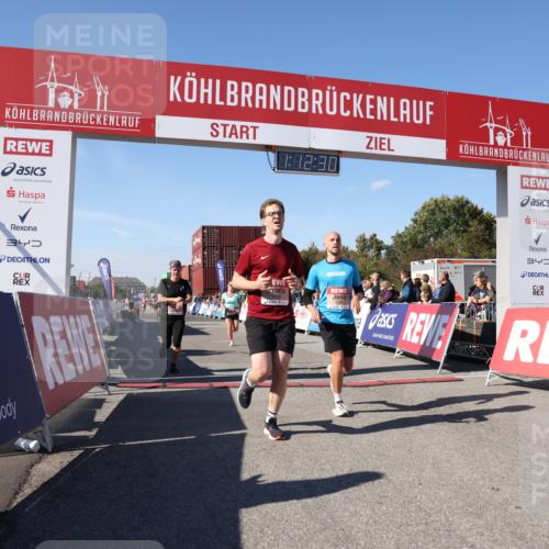 03.10.2025 - Köhlbrandbrückenlauf Lena Gebhardt http://msf.ph/oto/9063248 03.10.2025 13:12:30 Ziel 4189, 4266, 4609, 4638, 4700, 4745, 4864, 4873, 4908, 4973, 5062 meine-sportfotos.de