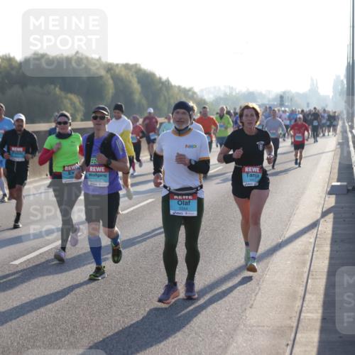 03.10.2025 - Köhlbrandbrückenlauf Jannik Wohlers http://msf.ph/oto/9063253 03.10.2025 09:16:07 Position 3 1415, 3344, 1412 meine-sportfotos.de