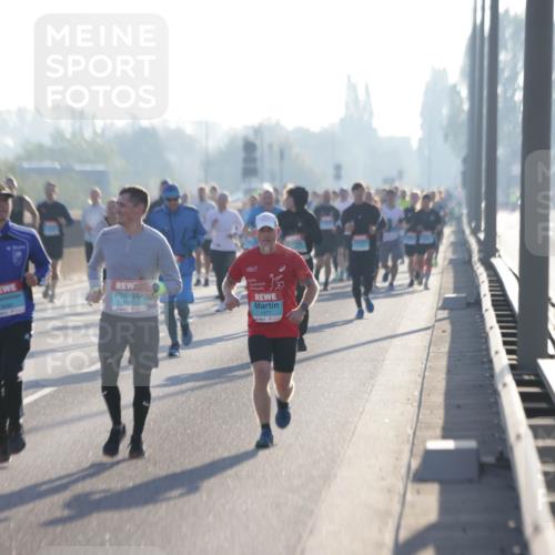 03.10.2025 - Köhlbrandbrückenlauf Jannik Wohlers http://msf.ph/oto/9063318 03.10.2025 09:16:10 Position 3 1477 meine-sportfotos.de