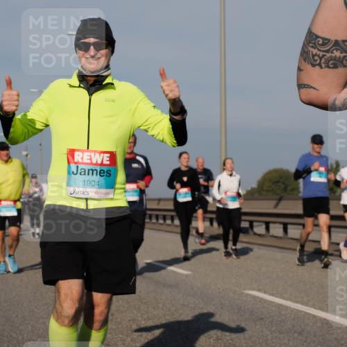 03.10.2025 - Köhlbrandbrückenlauf Fabian Wolf http://msf.ph/oto/9063328 03.10.2025 10:06:43 Position 3 1904 meine-sportfotos.de