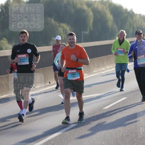 03.10.2025 - Köhlbrandbrückenlauf Jannik Wohlers http://msf.ph/oto/9063333 03.10.2025 09:16:11 Position 3 3183, 1622 meine-sportfotos.de