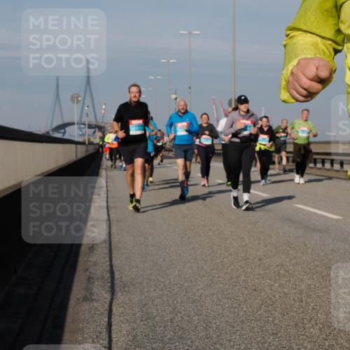 03.10.2025 - Köhlbrandbrückenlauf Fabian Wolf http://msf.ph/oto/9063461 03.10.2025 10:06:47 Position 3  meine-sportfotos.de
