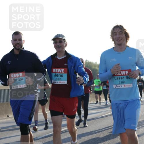 03.10.2025 - Köhlbrandbrückenlauf Jannik Wohlers http://msf.ph/oto/9063492 03.10.2025 09:24:08 Position 3 2383, 2239, 2382, 2384 meine-sportfotos.de