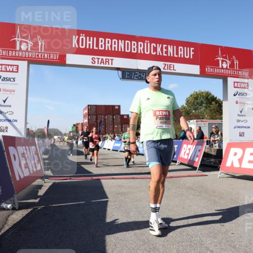 03.10.2025 - Köhlbrandbrückenlauf Lena Gebhardt http://msf.ph/oto/9063496 03.10.2025 13:12:43 Ziel 4048, 4391, 4392, 4527, 4609, 4855, 4858, 4864, 4873, 4975, 5874, 5916, 6466, 6588 meine-sportfotos.de