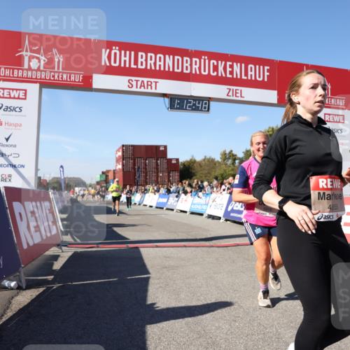 03.10.2025 - Köhlbrandbrückenlauf Lena Gebhardt http://msf.ph/oto/9063578 03.10.2025 13:12:49 Ziel 4048, 4391, 4392, 4527, 4671, 4855, 4965, 4975, 5874, 5916, 6497, 6588, 6791 meine-sportfotos.de