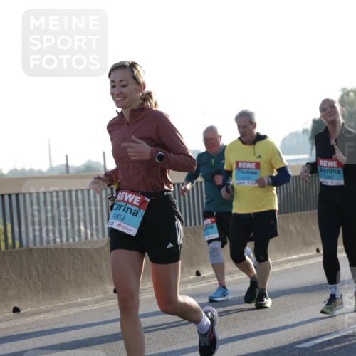 03.10.2025 - Köhlbrandbrückenlauf Jannik Wohlers http://msf.ph/oto/9063605 03.10.2025 09:24:17 Position 3 1263, 2462, 2518, 2463 meine-sportfotos.de