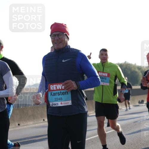 03.10.2025 - Köhlbrandbrückenlauf Jannik Wohlers http://msf.ph/oto/9063657 03.10.2025 09:24:19 Position 3 2466, 2248, 630, 2632 meine-sportfotos.de