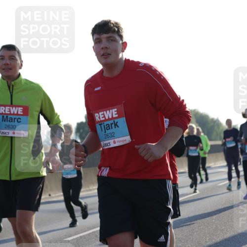 03.10.2025 - Köhlbrandbrückenlauf Jannik Wohlers http://msf.ph/oto/9063676 03.10.2025 09:24:20 Position 3 2023, 2630, 2632 meine-sportfotos.de