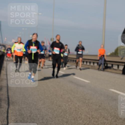 03.10.2025 - Köhlbrandbrückenlauf Fabian Wolf http://msf.ph/oto/9063683 03.10.2025 10:06:58 Position 3  meine-sportfotos.de
